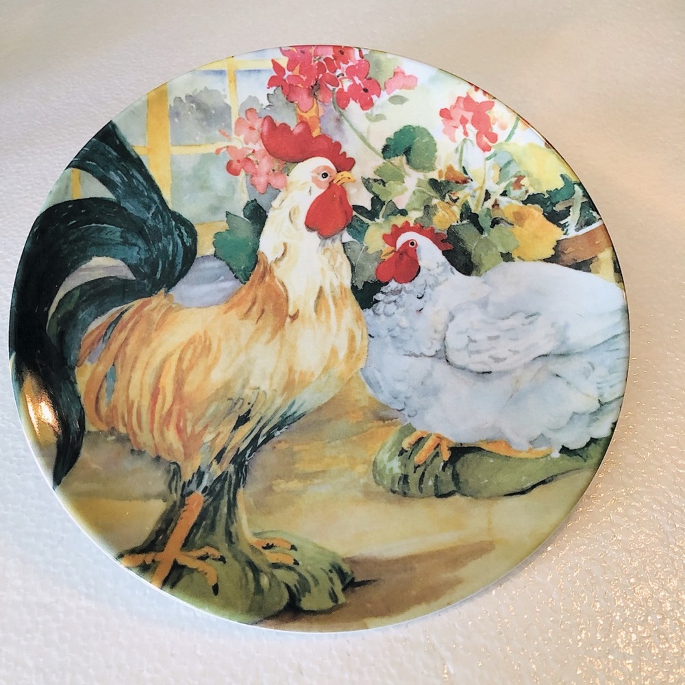 VINTAGE ROOSTER HEN PLATE CORAL PEACH FLOWERS WHITE HEN ROOSTER MELAMINE 8”